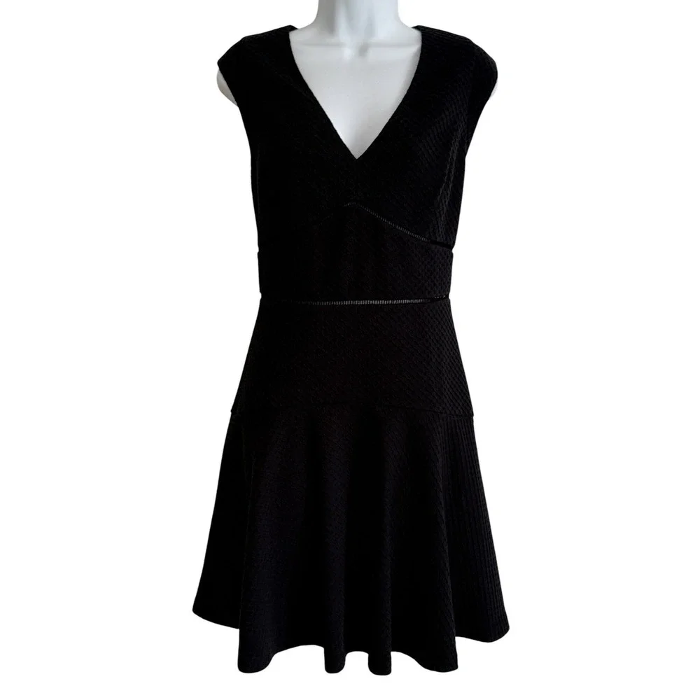 Rebecca Taylor Dress 10 Black Textured Fit‎ Flare Ladder Lace Cap Sleeve V Neck